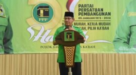 Wakil Ketua DPW PPP Jawa Timur Dr. H. RP. Mujahid Anshori.