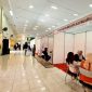 Sejumlah calon pelamar kerja berada di stand Klik Madura pada kegiatan Job Fair HUT ke-58 IAIN Madura. 