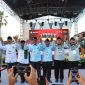 Ketiga paslon bupati dan calon wakil bupati Pamekasan didampingi Ketua KPU Pamekasan Mahdi dan Ketua Bawaslu Pamekasan Sukma Umbara Tirta Firdaus menyampaikan komitmen menjunjung Pilkada damai 2024.