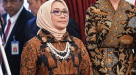 Arifatul Choiri Fauzi, saat diumumkan sebagai Menteri Pemberdayaaan Perempuan dan Perlindungan Anak (PPPA) di Istana Merdeka, Jakarta. (Sumber foto: ANTARA NEWS)