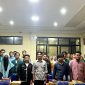 Ratusan mahasiswa perwakilan BEM se-Kabupaten Bangkalan dan BEM SI Jawa Timur saat deklarasi damai di di Hotel Syariah Bangkalan, Sabtu (23/11).