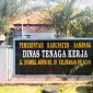 Kantor Dinas Tenaga Kerja Kabupaten Sampang di Jalan Syamsul Arifin, Nomor 01, Kelurahan Polagan, Kecamatan Kota Sampang.