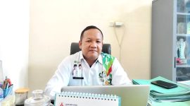 Kepala Diskop UKM dan Naker Pamekasan, Muttaqin. (FOTO: DOK. KLIKMADURA)
