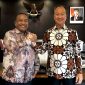 Ketum Saudagar Madura sekaligus Waketum Kadin Indonesia Akhmad Ma'ruf Maulana foto salam komando bersama Menteri Perindustrian Agus Gumiwang Kertasasmita.