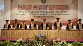 Jajaran senat dan rektorat IAI NATA Sampang saat wisuda ke-20 di Ballroom Hotel Odaita, Pamekasan.