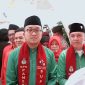 KH. Muhammad Baqir Aminatullah dan Taufadi saat mendaftar ke KPU Pamekasan beberapa waktu lalu.