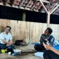 Tim Pemenangan Paslon Final saat rapat persiapan menjelang sidang PHPKDA di Pegunungan Prancak, Kecamatan Pasongsongan, Sumenep.