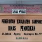 Ruang resipsionis Dinas Pendidikan (Disdik) Kabupaten Sampang.
