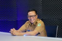Pj Bupati Pamekasan Masrukin saat siniar di Studio 2 Klik Madura.