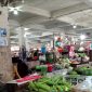 Suasana Pasar Srimangunan, Sampang menjelang bulan suci ramadan. (SUPRIYANTO / KLIKMADURA)