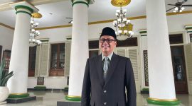 Sekda Pamekasan Masrukin usai sertijab bupati-wabup di Pendapa Agung Ronggosukowati.