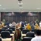 Suasana ruang paripurna usai DPRD Pamekasan rapat bersama DPMD Pamekasan. (MOH. IQBALUL KHAVEI MZ / KLIKMADURA)