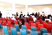 Suasana Gedung Islamic Center Sumenep saat pemeriksaan 50 kades dan 50 fasilitator program BSPS. (ISTIMEWA)