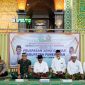 Bupati Pamekasan KH. Kholilurrahman bersama anggota forkopimda saat pelepasan CJH secara simbolis di Masjid Agung As-Syuhada Pamekasan. (MOH. IQBALUL KHAVEI MZ / KLIKMADURA)