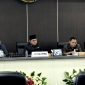 Ketua DPRD Pamekasan Ali Masykur didampingi Wakil Ketua Dewan Ismail dan Khairul Umam saat rapat internal membahas LKPJ Bupati Pamekasan tahun anggaran 2024.