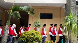 Sejumlah tahanan termasuk lima mantan panitia Pilkades PAW Desa Gugul, Kecamatan Tlanakan, Pamekasan bersiap menjalani persidangan di PN Pamekasan. (MOH. IQBALUL KHAVEI MZ / KLIKMADURA)