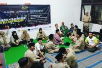 Anggota AJP saat menggelar rapat internal terkait beberapa program kerja. (DOK. KLIKMADURA)