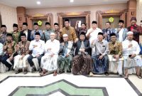 Ulama, Bupati, Pimpinan DPRD hingga Pimpinan Perguruan Tinggi foro bersama usai rakor membahas langkah strategis pembentukan Madura provinsi. (PNP3M FOR KLIKMADURA)