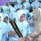 Lulusan Ponpes Al-Amien Putri 1 mendapat beasiswa Baznas Sumenep.