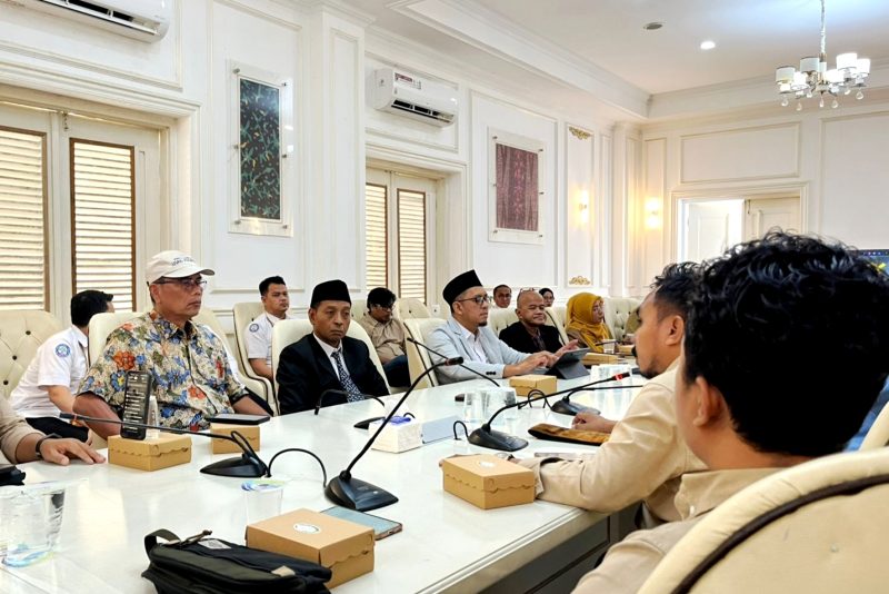 Suasana dialog kemanusiaan yang digelar Aliansi Jurnalis Pamekasan (AJP) di Ruang Rato Ebhu, Pendopo Agung Ronggosukowati Pamekasan. (AJP FOR KLIKMADURA)