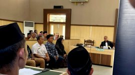 Sejumlah saksi pelapor kasus dugaan sabotase pilkades PAW Desa Gugul, Kecamatan Tlanakan memberikan kesaksian di PN Pamekasan. (MOH. IQBALUL KHAVEI MZ / KLIKMADURA)