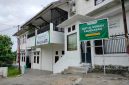SEPI: Halaman SDIT Al-Uswah di Kelurahan Lawangan Daya, Kecamatan Pademawu, Pamekasan terlihat sepi. (LAILATUL NURIYAH / KLIKMADURA)