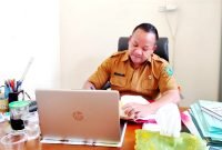 Kepala Dinas Koperasi, Usaha Kecil Menengah, dan Tenaga Kerja (Diskop UKM dan Naker) Pamekasan, Muttaqin. (DOK. KLIKMADURA)
