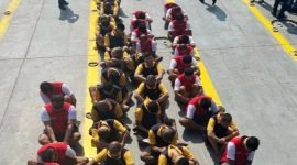 Belasan napi Lapas Kelas II-A Pamekasan saat persiapan dipindah ke Nusakambangan. (ISTIMEWA)