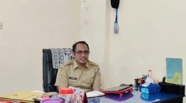 Kepala Bidang Informasi dan Pembinaan Aparatur BKPSDM Sampang. (IBNU ANSORI / KLIKMADURA)