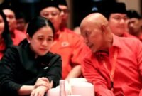 MH. Said Abdullah berbincang dengan Ketua DPR RI Puan Maharani dalam acara bimtek PDI Perjuangan di Bali. (IG MH Said Abdullah)