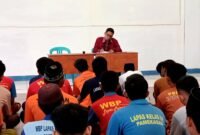 Napi Lapas Kelas II-A Pamekasan saat mengikuti program pembinaan. (DOK. KLIKMADURA)