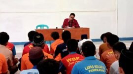 Napi Lapas Kelas II-A Pamekasan saat mengikuti program pembinaan. (DOK. KLIKMADURA)