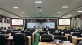 Suasana rapat paripurna tentang Raperda RPJMD 2025-2029. (MOH. IQBALUL KHAVEI MZ / KLIKMADURA)