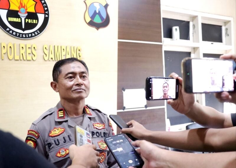 Plh. Kasi Humas Polres Sampang, AKP Eko Puji Waluyo. (POLRES SAMPANG FOR KLIKMADURA)