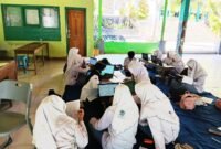 SEMANGAT: Suasana kegiatan pembelajaran di MAN 2 Pamekasan. (CHANDRA UNTUK KLIK MADURA).