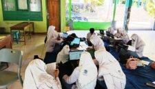 SEMANGAT: Suasana kegiatan pembelajaran di MAN 2 Pamekasan. (CHANDRA UNTUK KLIK MADURA).