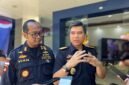 Kepala Kantor Wilayah Direktorat Jenderal Bea dan Cukai Jawa Timur I, Untung Basuki saat diwawancara awak media. (MOH. IQBALUL KHAVEI MZ / KLIKMADURA)