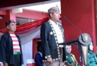 Bupati Sumenep Achmad Fauzi Wongsojudo saat mengikuti upacara peringatan HUT ke-80 Kemerdekaan RI di halaman Kantor Bupati Sumenep. (KLIKMADURA)