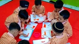 GENERASI EMAS: Murid TK ABFA Pamekasan tampak antusias belajar. (DOK. KLIKMADURA) 