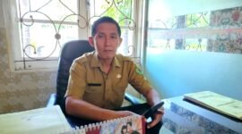 Kepala Dinas Perumahan Rakyat dan Kawasan Permukiman (DPRKP) Pamekasan, Muharram. (LAILIYATUN NURIYAH / KLIKMADURA)