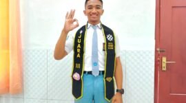 Imam Agus Faizial, juara 3 duta genre Provinsi Jawa Timur saat ditemui di sekolahnya. (DOK. KLIKMADURA)