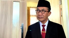 Bupati Pamekasan Dr. KH. Kholilurrahman. (DOK. KLIKMADURA)