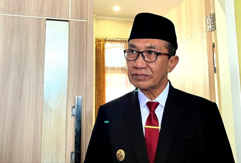 Bupati Pamekasan Dr. KH. Kholilurrahman. (DOK. KLIKMADURA)