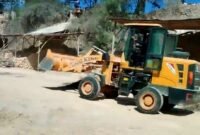 Alat berat ada di lokasi tambang galian C di Kecamatan Proppo, Pamekasan. (ISTIMEWA)