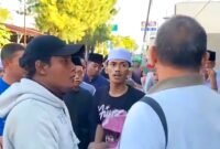 Suasana tegang di Pondok Pesantren (Ponpes) Al-Haramain, Sampang usai santri menggagalkan aksi pencurian AC. (IBNU ANSORI / KLIKMADURA)