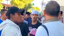 Suasana tegang di Pondok Pesantren (Ponpes) Al-Haramain, Sampang usai santri menggagalkan aksi pencurian AC. (IBNU ANSORI / KLIKMADURA)