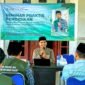 dosen UNIA Prenduan, Agus Saifuddin Amin, M.Si., saat memaparkan materi. (ISTIMEWA)