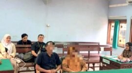Suasana sidang lanjutan kasus dugaan bullying SMPN 2 Pademawu di PN Pamekasan. (LAILIYATUN NURIYAH / KLIKMADURA)