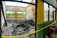 Kondisi salah satu ruang kelas SDN Potoan Daja 2 yang mengalami kebakaran. (LAILIYATUN NURIYAH / KLIKMADURA)