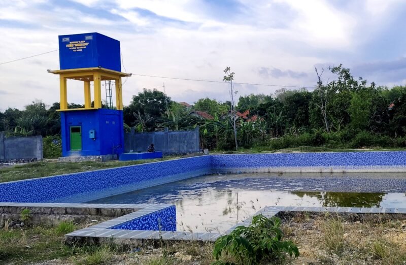 Kondisi proyek Pamsimas 2024 di Desa Taddan, Kecamatan Camplong, Sampang. (MUKSIN IKSAN / KLIKMADURA)